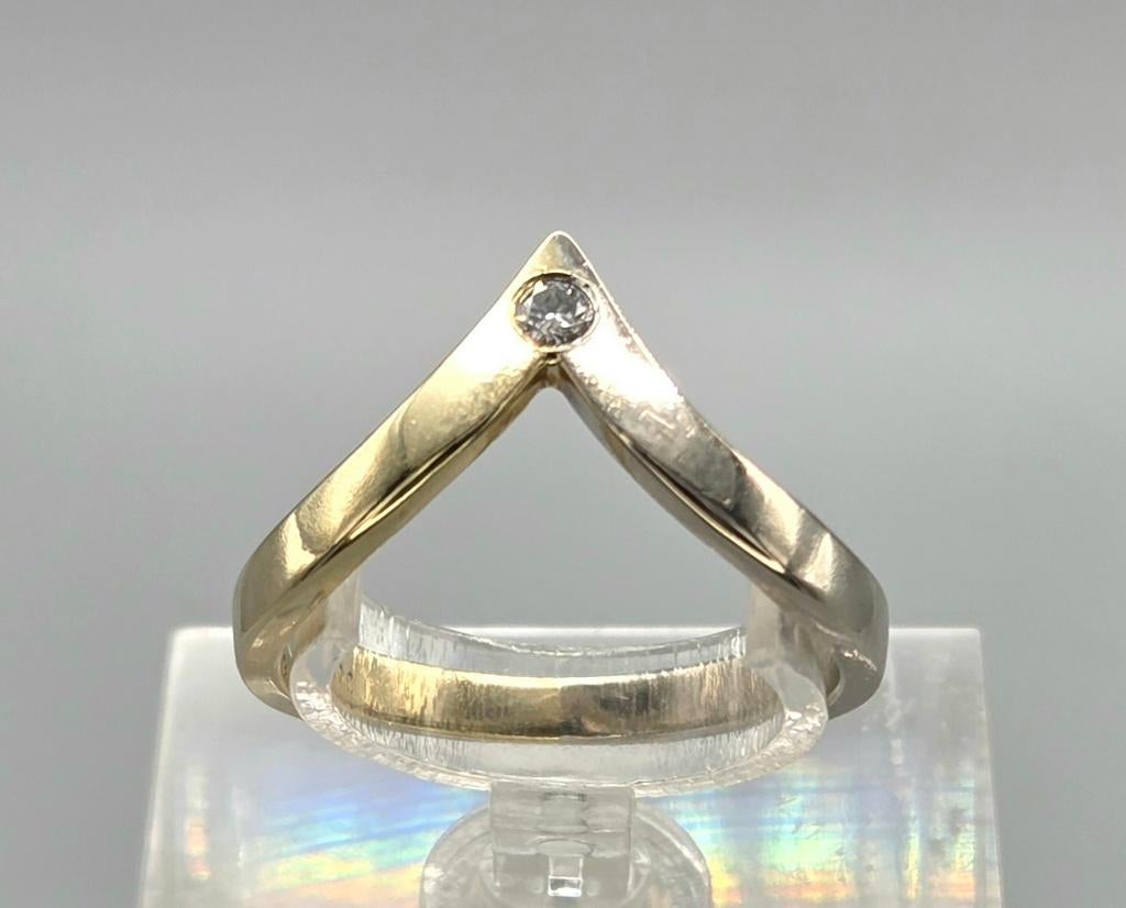 Gouden Vintage bi-color  ring met diamant. 2026/98, ., Ophalen of Verzenden, Zo goed als nieuw, Met edelsteen