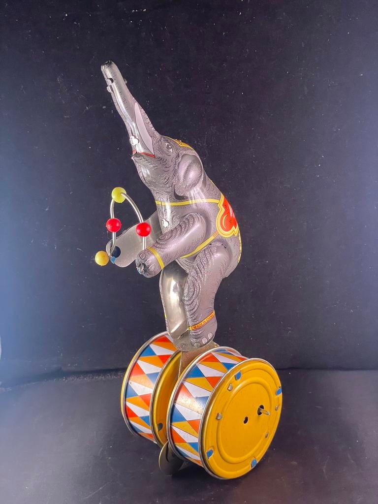 Blikken olifant op trommel / blikken speelgoed / vintage, Antiek en Kunst, Ophalen of Verzenden