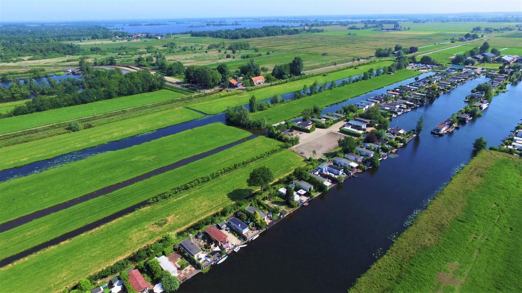 Chalet-Bungalowpark "de Veenplassen" te Maarssen, Tot en met 4