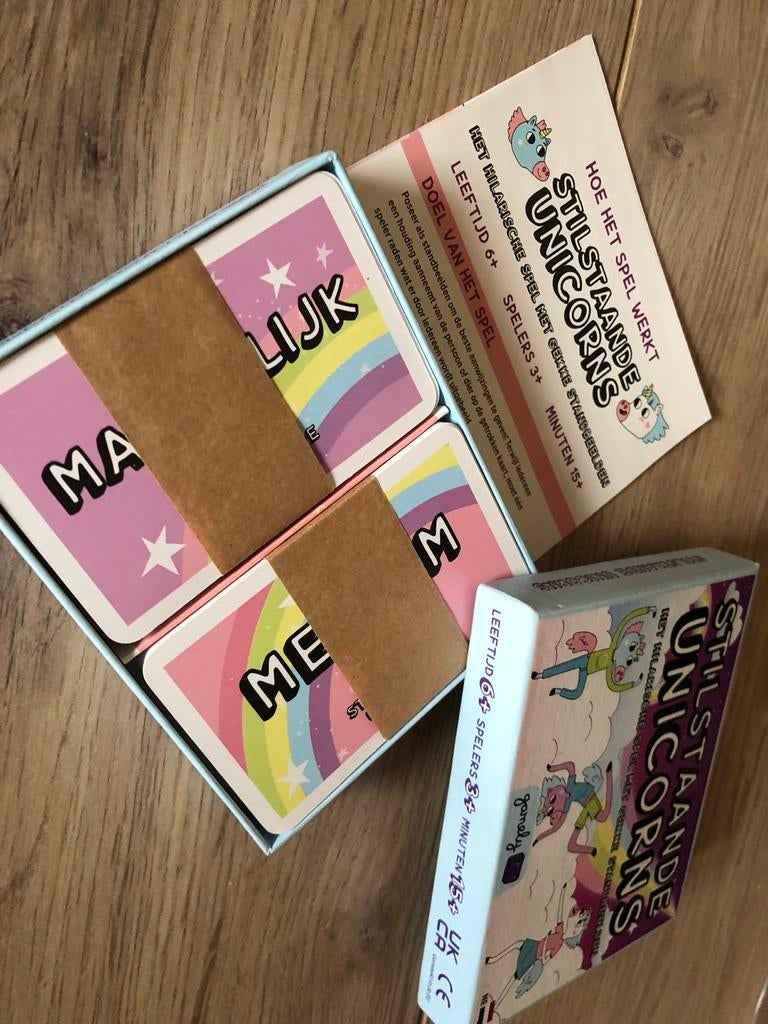 Stilstaande Unicorns - Hilarisch spel!, Hobby en Vrije tijd, Gezelschapsspellen | Bordspellen, Drie of vier spelers, Ophalen of Verzenden
