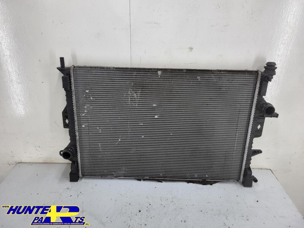 Radiateur Volvo S60/S80/V40/V70/XC70/XC60 ('10-'17) 31319064, Gebruikt, Ophalen of Verzenden, Volvo, Volvo