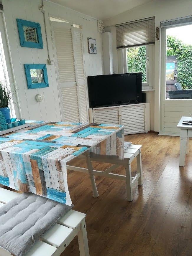 Gezellig en licht zomerhuisje Egmond, Vakantie, Vakantiehuizen | Nederland, 2 slaapkamers, Overige typen, Noord-Holland, Recreatiepark