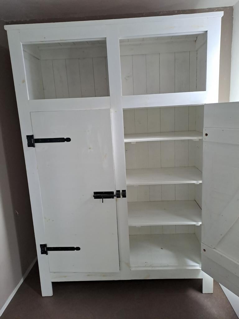 Witte buffetkast van Loods 5 - 150x220 cm, Huis en Inrichting, Kasten | Buffetkasten, Ophalen of Verzenden