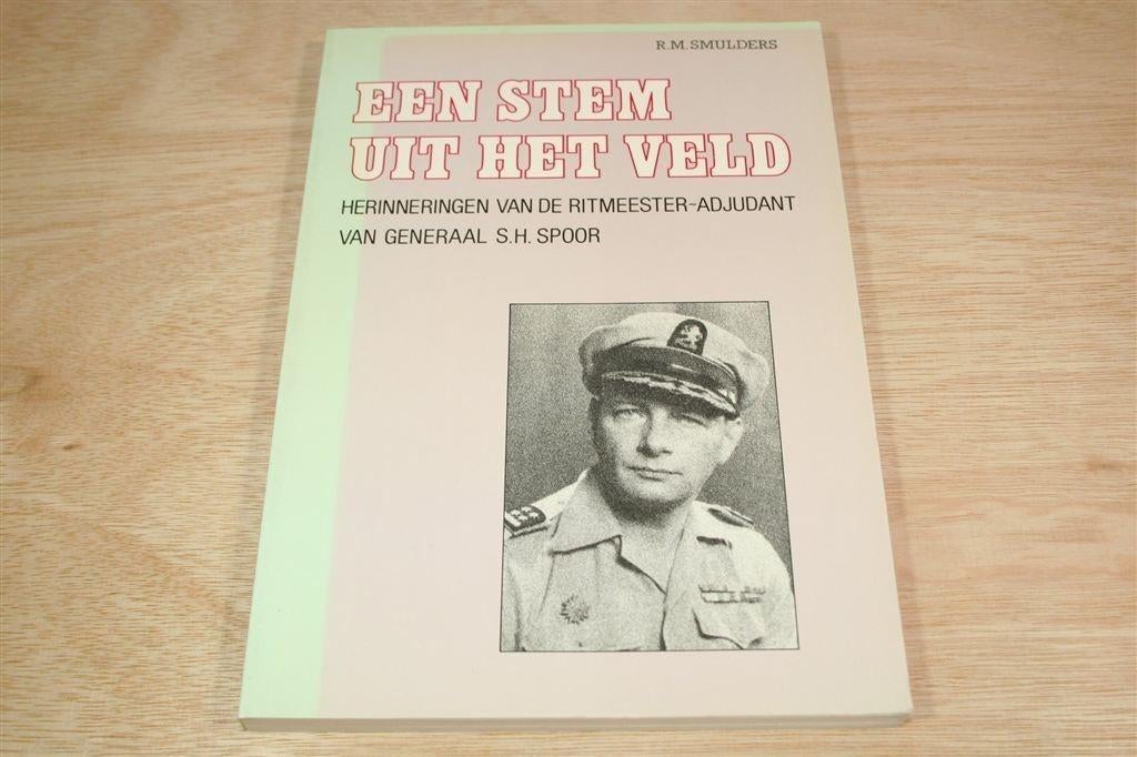 Een Stem uit het Veld — Herinneringen Ned. Indië '46-'49, Ophalen of Verzenden, Zo goed als nieuw