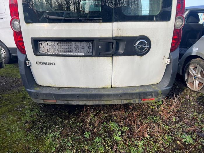 Achterbumper van een Opel Combo (5PU), Auto-onderdelen, Gebruikt, -, -, Opel