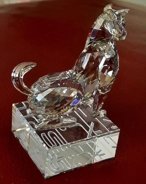 Swarovski zodiac hond nieuw, Verzamelen, Swarovski, Ophalen of Verzenden, Nieuw, Figuurtje