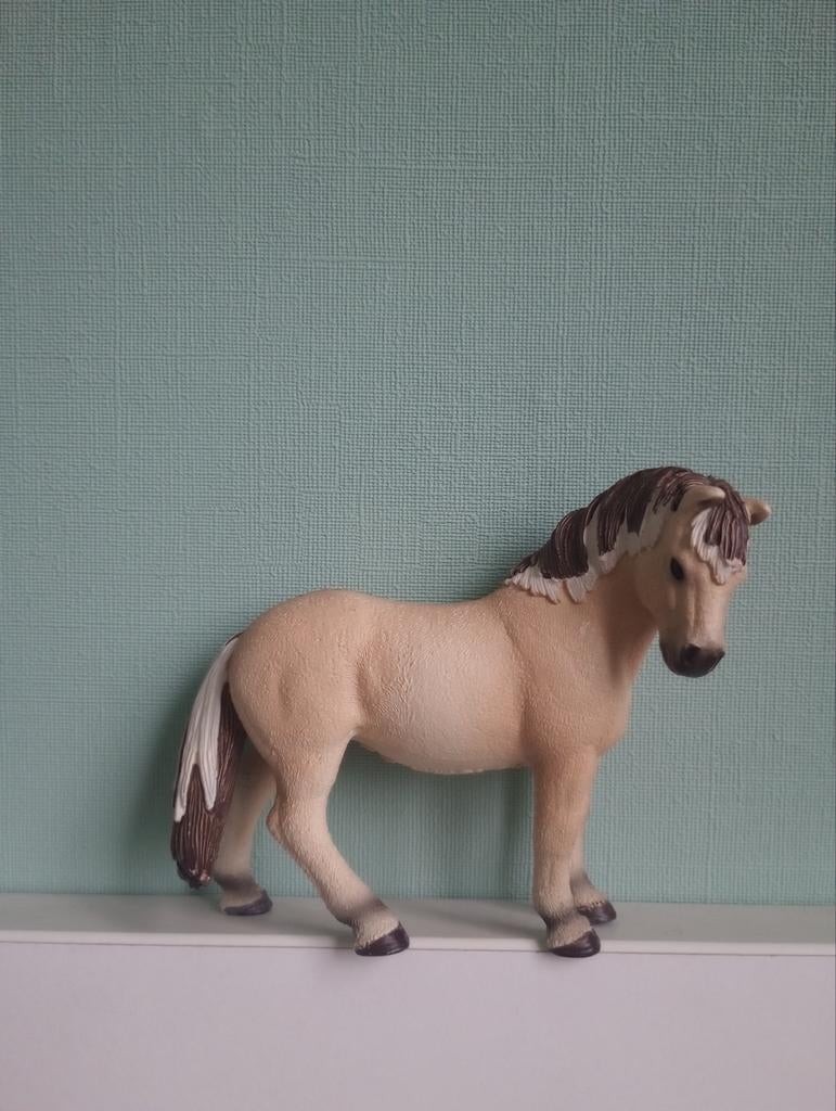 Schleich Fjord merrie 13754, Ophalen of Verzenden, Zo goed als nieuw, Paard, Beeldje of Figuurtje
