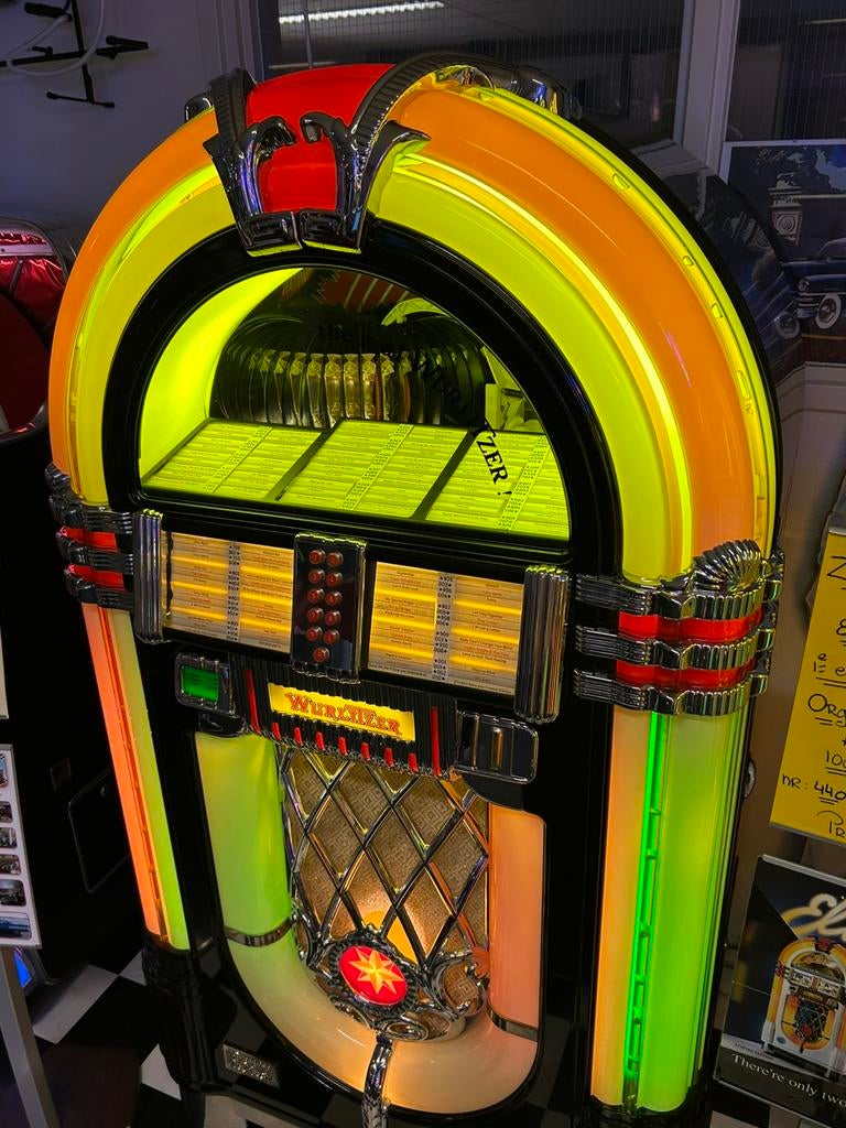 Kant en klare singel,cd Wurlitzer OMT jukeboxen op voorraad., Verzamelen, Automaten | Jukeboxen, Zo goed als nieuw, Wurlitzer