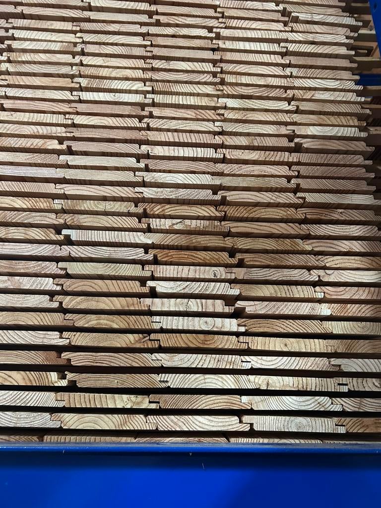Shiplap planken halfhouts visbek douglas / lariks, Ophalen, Zo goed als nieuw, 250 cm of meer, Planken