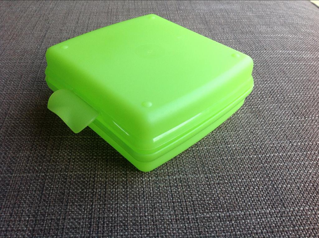 Tupperware Broodtrommel - Set van 2 Stuks, Huis en Inrichting, Keuken | Tupperware, Ophalen of Verzenden, Gebruikt, Groen, Bus of Trommel