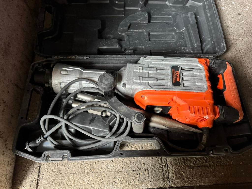 Zware breekhamer te huur jackhammer for rent, Ophalen of Verzenden, Zo goed als nieuw, Boor- en/of Breekhamer