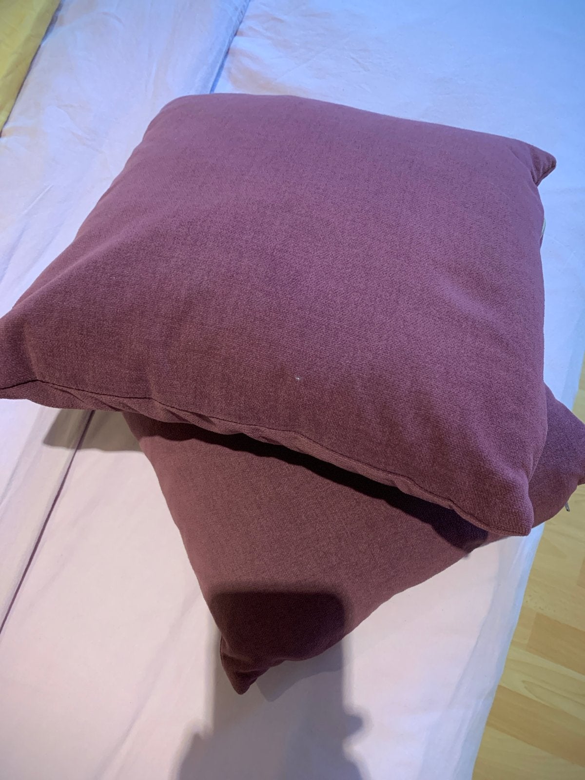 Twee paarssesierkussens met rits mt. 36/36 cm, Overige merken, Gebruikt, Paars, Vierkant