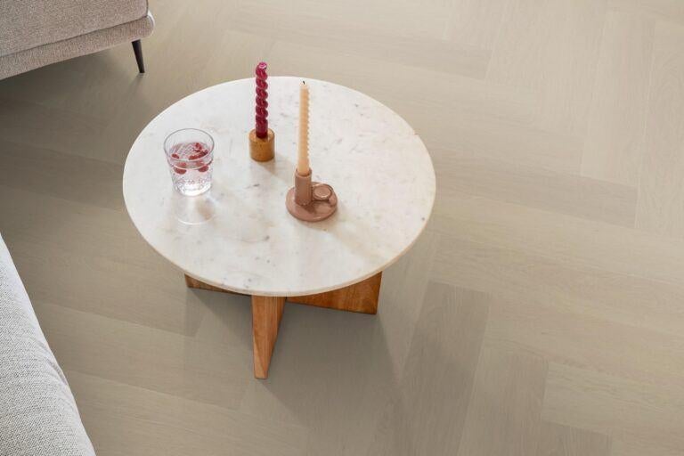 YUP Fulham herringbone click SRC beige l €19,90, Parket, Crème, 75 m² of meer, Nieuw