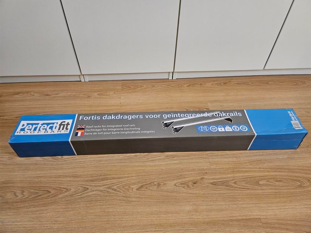 TE HUUR dakdragers voor geïntegreerde dakrails, Ophalen, Gebruikt