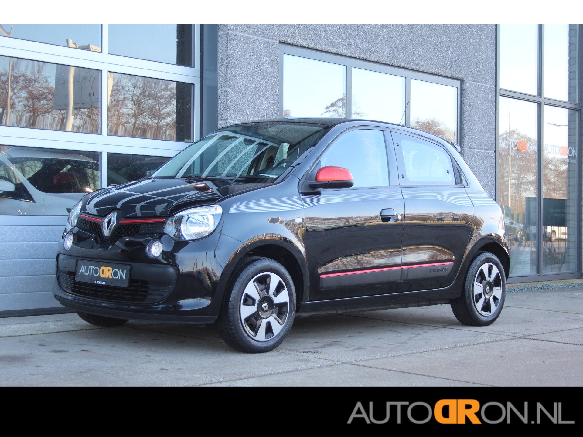 Renault Twingo 1.0 SCe Collection Airco / Bluetooth / Origin, Auto's, Gebruikt, 840 kg, 4 stoelen, Zwart