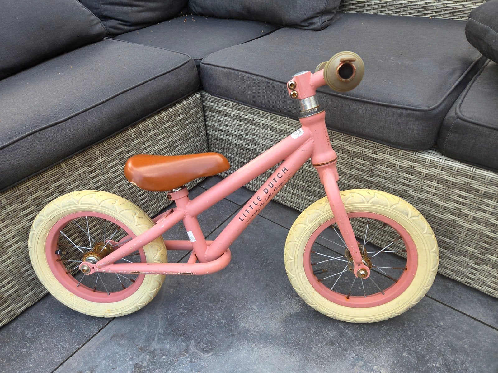 Little Dutch loopfiets roze, Fietsen en Brommers, Fietsen | Driewielers, Gebruikt, Verstelbare zitting, Ophalen