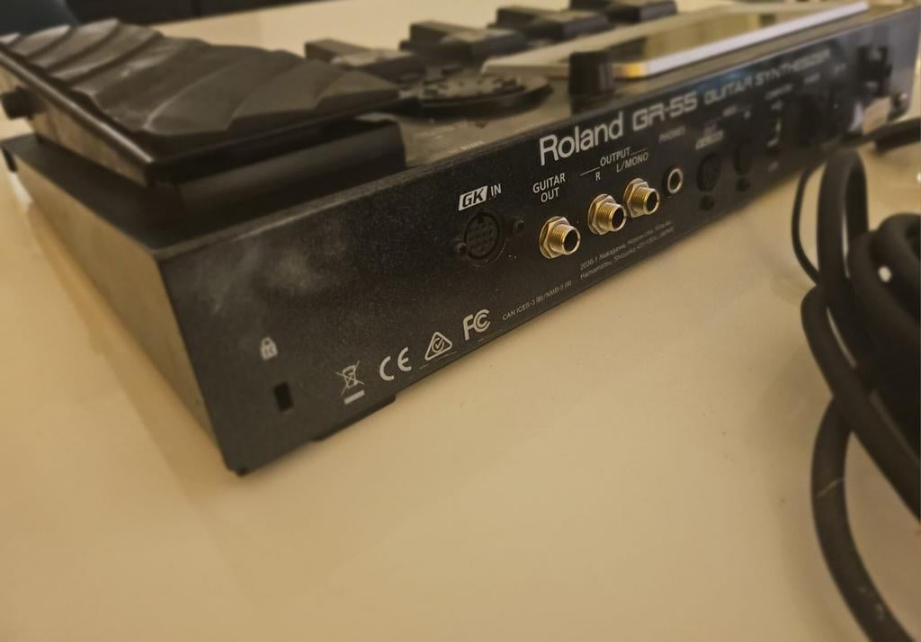 Roland GR-55 Gitaar Synthesizer, Muziek en Instrumenten, Gebruikt, Roland, Met midi-aansluiting, Overige aantallen