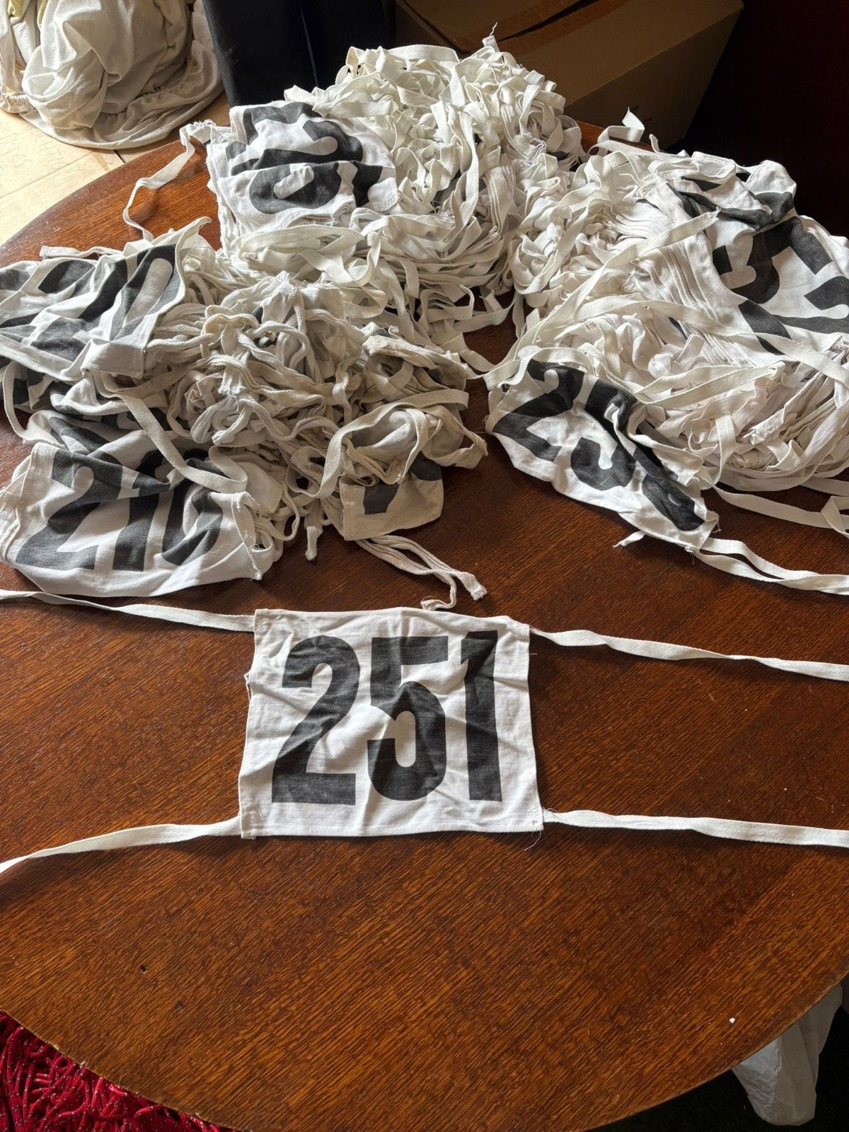 Rugnummers 200-300 voor evenementen, Sport en Fitness, Overige Sport en Fitness, Ophalen of Verzenden, Gebruikt