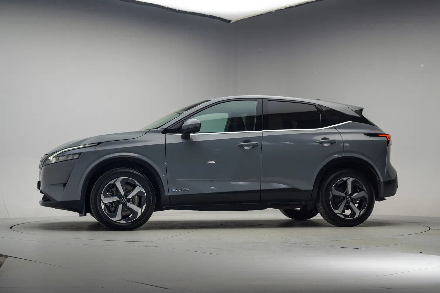 Nissan QASHQAI 1.5 e-Power 190pk Business Design Aut. [ LED, Auto's, Automaat, Adaptive Cruise Control, 1497 cc, Gebruikt
