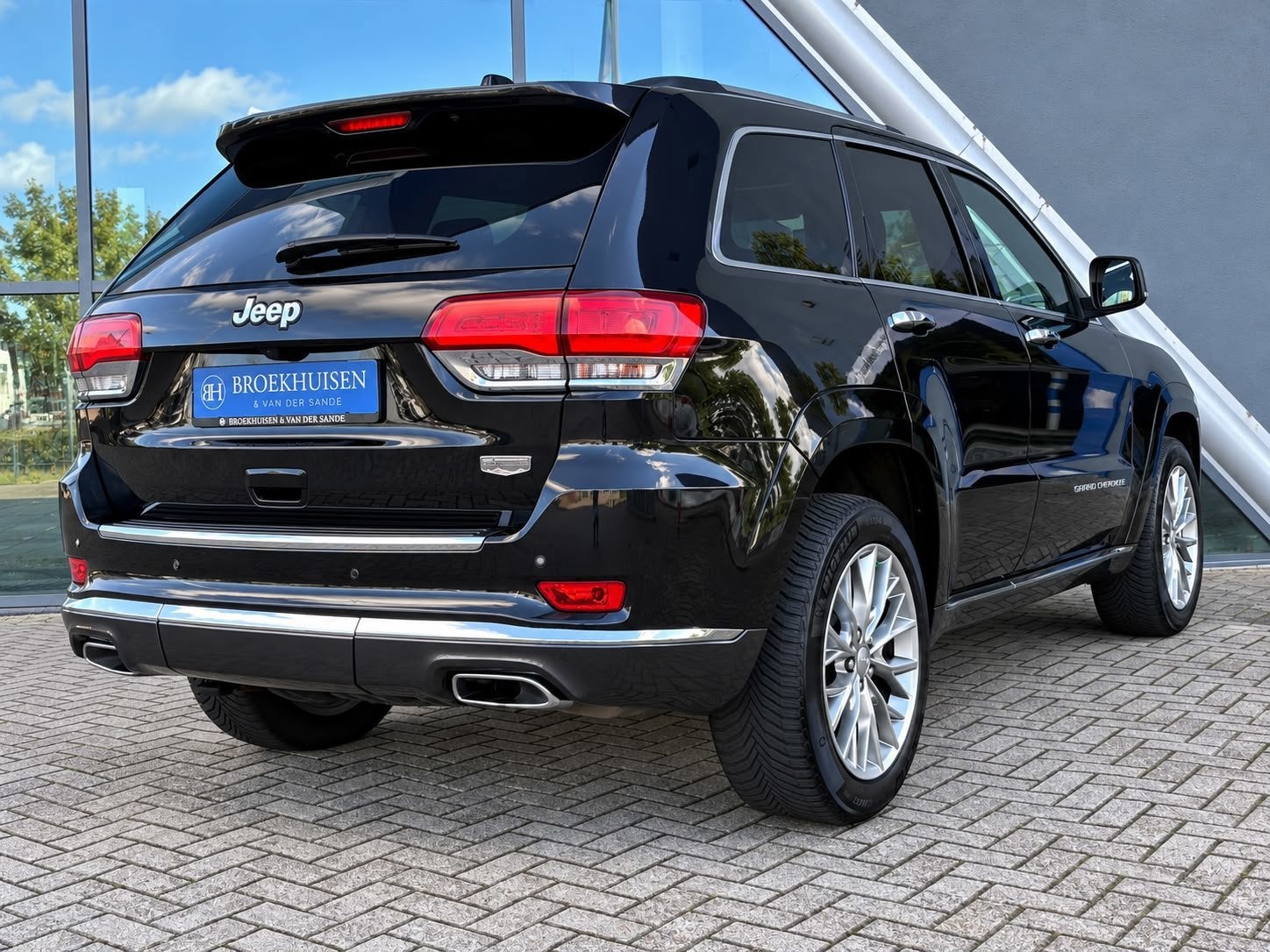 Jeep Grand Cherokee 3.0 CRD 75th Anniversary 250pk Panoramad, Auto's, Automaat, Dealer onderhouden, Gebruikt, Bedrijf