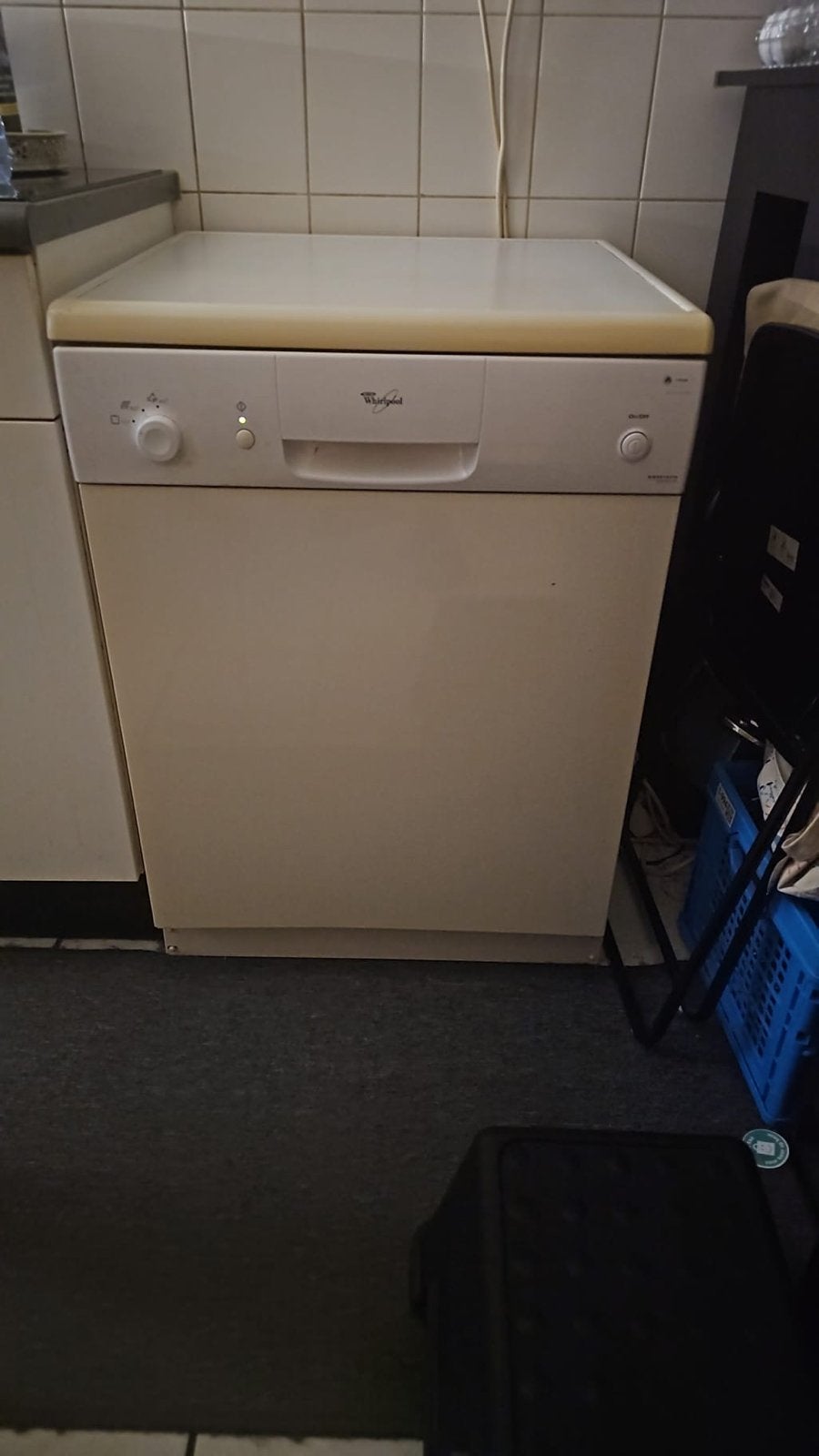 Whirlpool vrijstaande vaatwasser - goed werkend, Witgoed en Apparatuur, Vaatwasmachines, Ophalen, Gebruikt, 85 tot 90 cm, 45 tot 60 cm