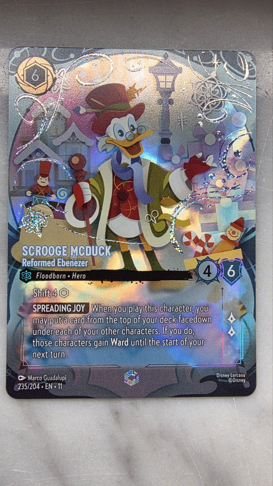Disney Lorcana Scrooge McDuck Reformed Ebenezer Enchanted, Ophalen of Verzenden, Zo goed als nieuw, Losse kaart, Foil