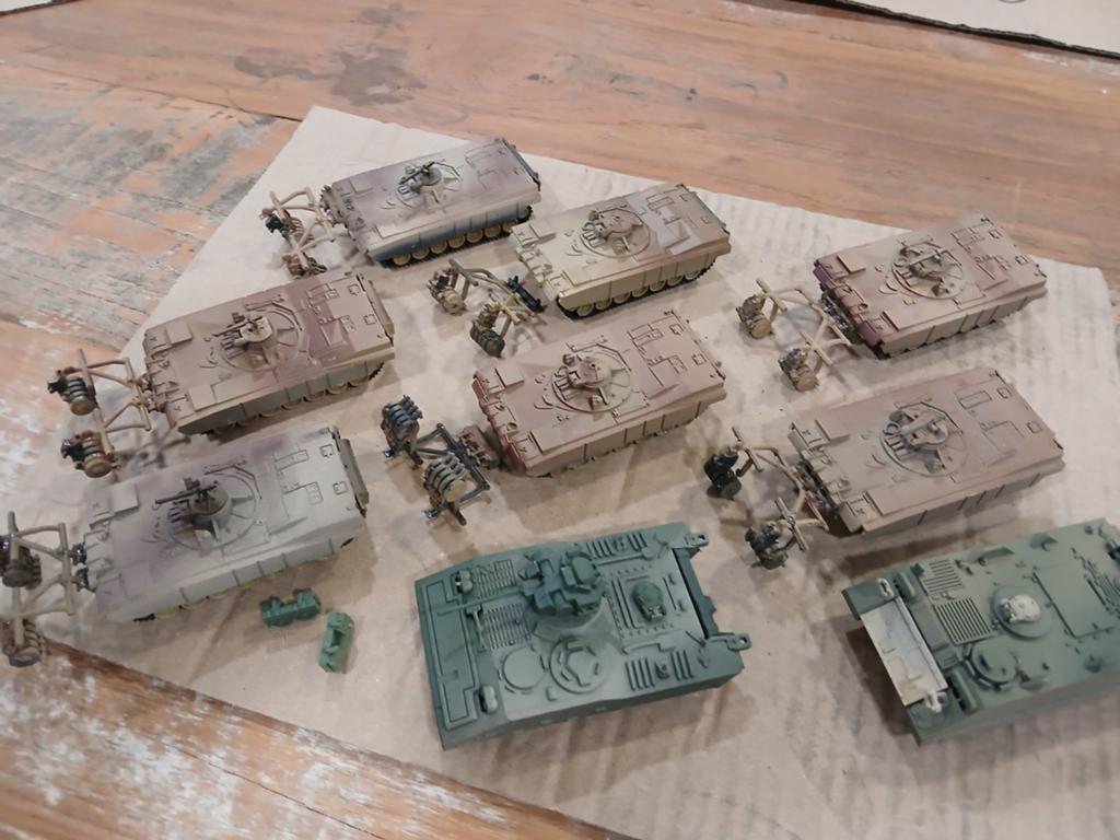 Tanks 9x anti-mijn, Ophalen of Verzenden, Gebruikt, 1:50 of kleiner, Diorama