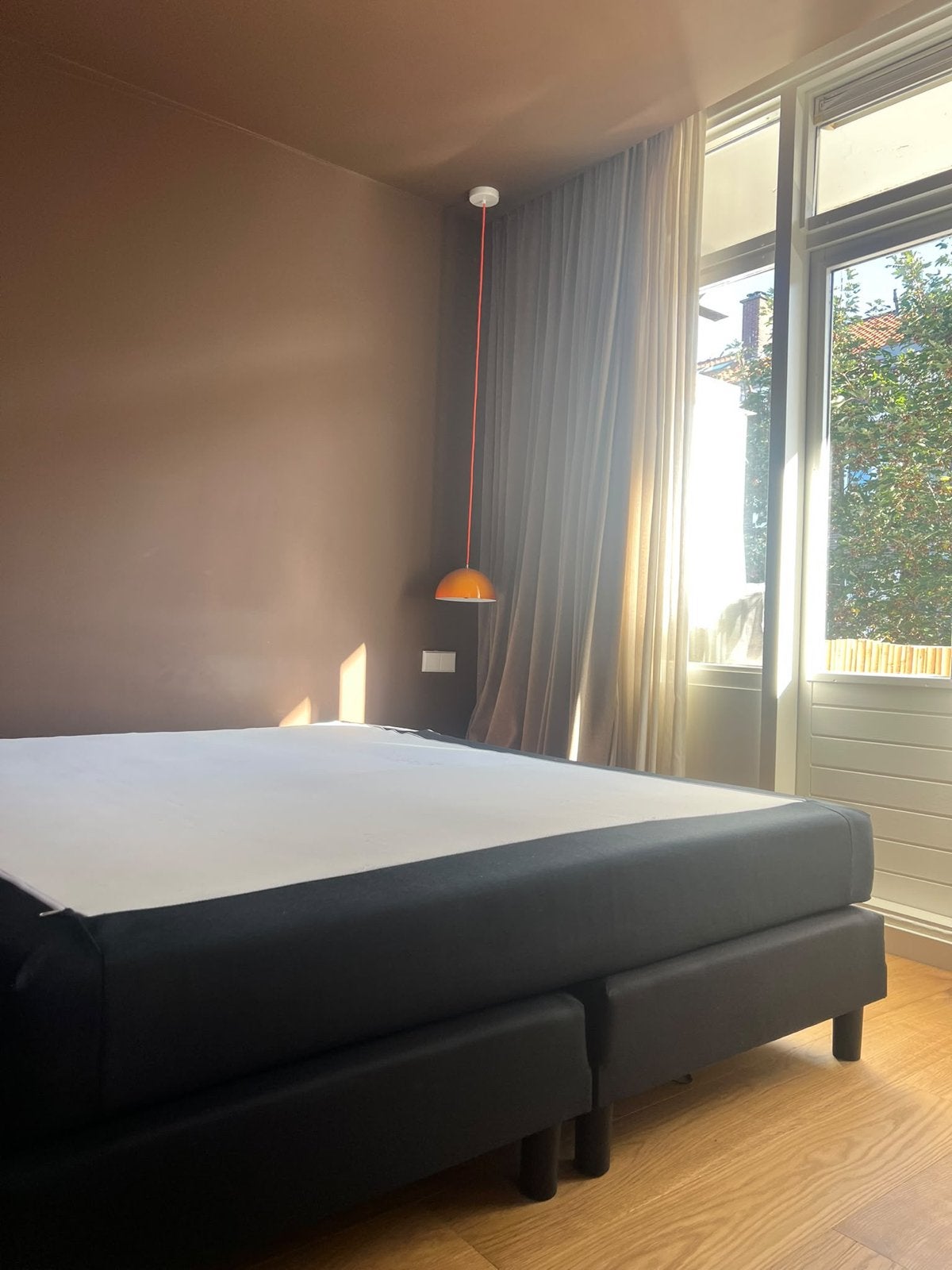 bedonderstel met matras - 160 x 200cm, Ophalen, Gebruikt, Zwart, Tweepersoons