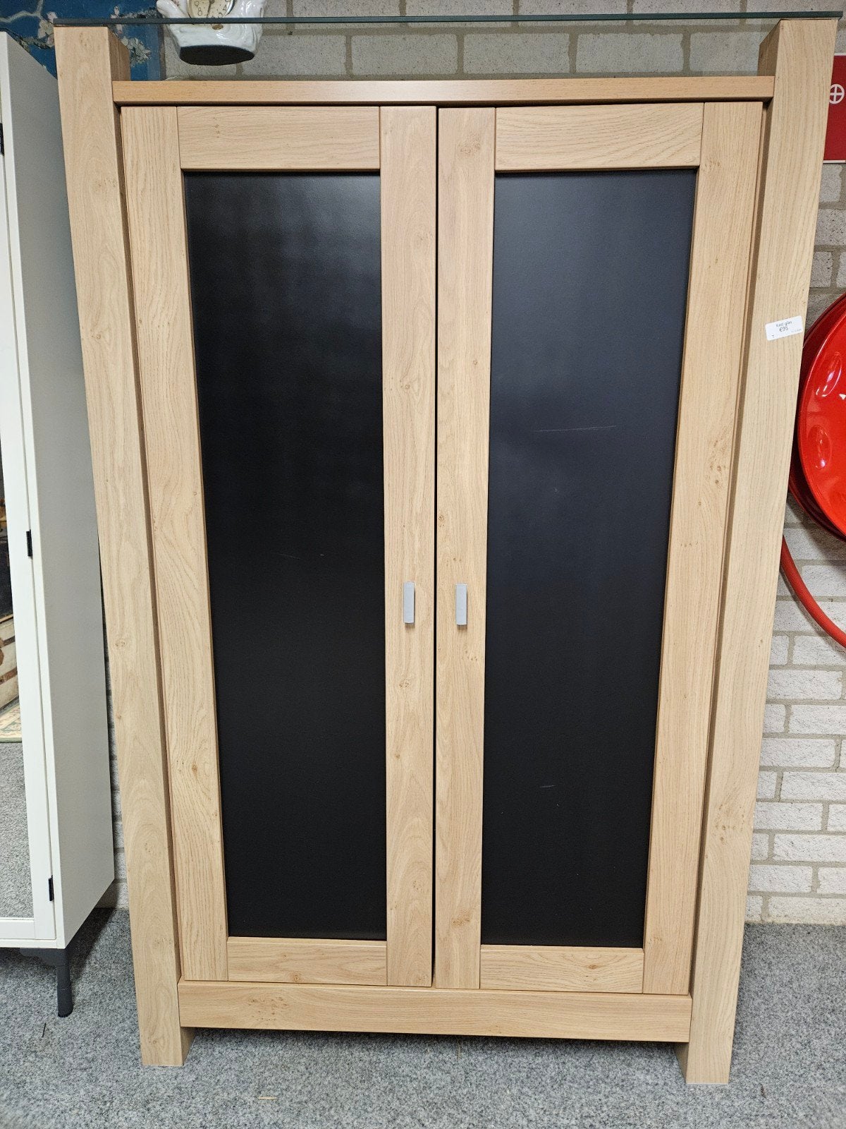 Moderne kast met glazen planken, Ophalen, Zo goed als nieuw