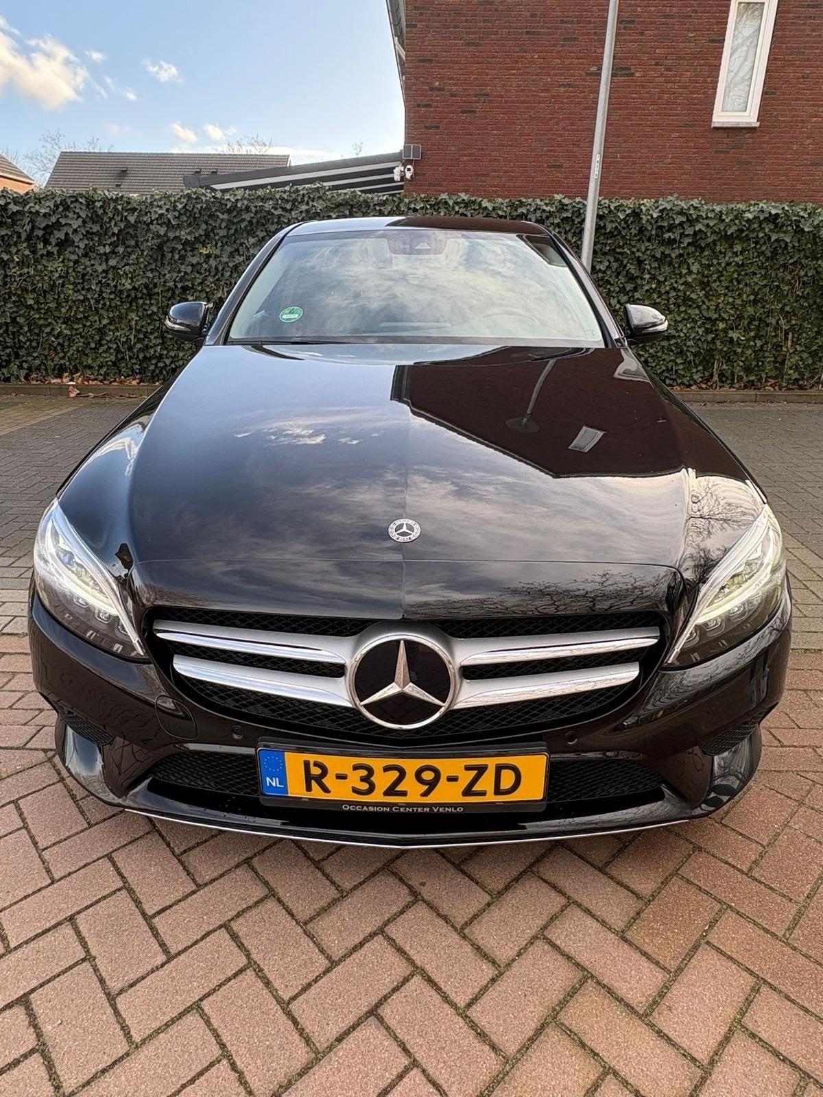 Mercedes-Benz C-Klasse C180 156pk 9G-TRONIC 2019 Zwart, 1800 kg, Zwart, 1595 cc, 75 €/maand