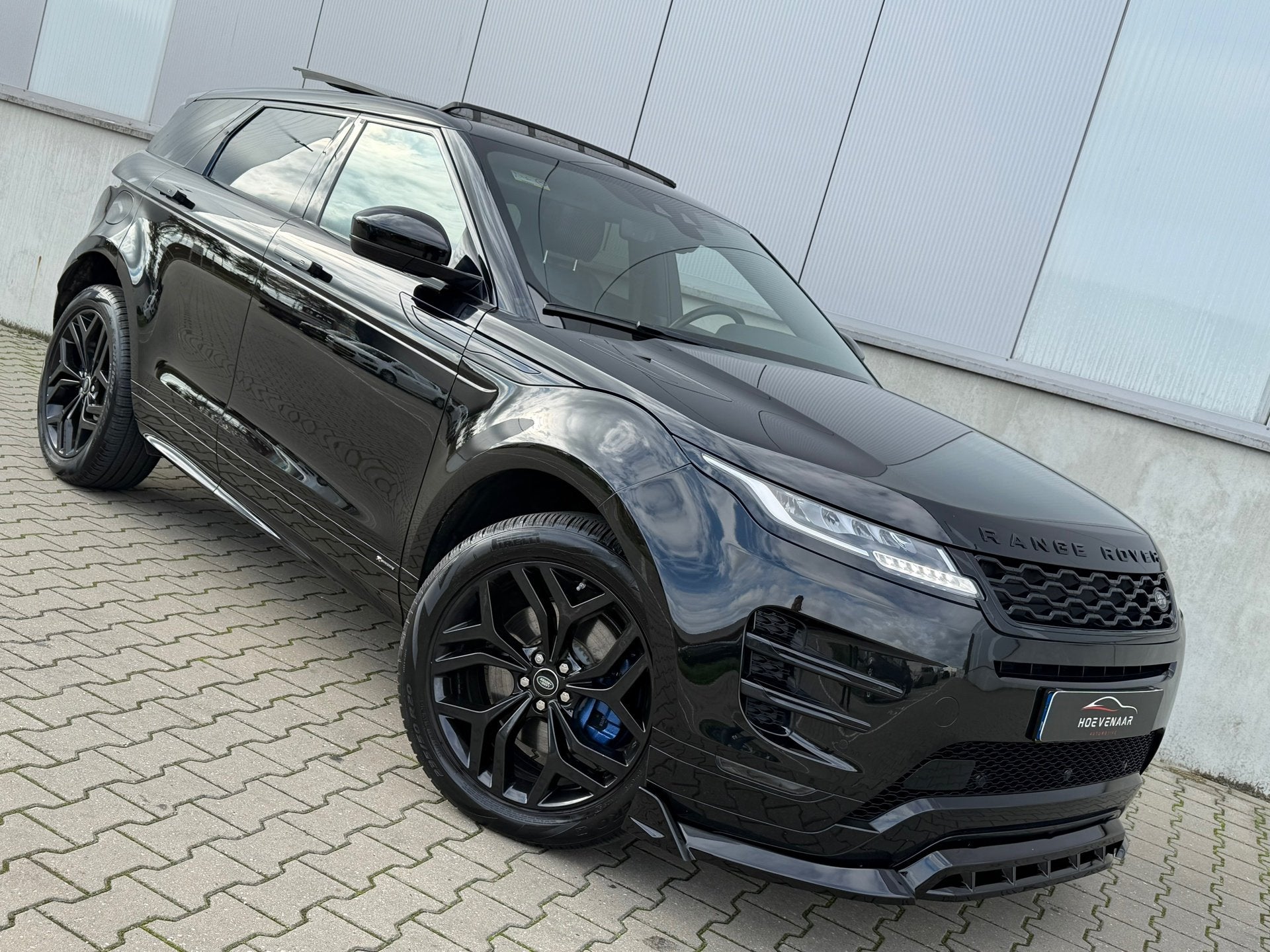 Land Rover RANGE ROVER EVOQUE 1.5 P300e R-Dynamic Black pack, Auto's, Dealer onderhouden, Zwart, Bedrijf, Vierwielaandrijving