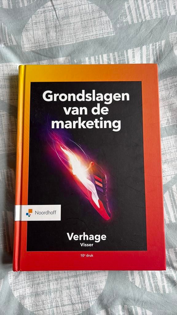 Grondslagen van de marketing boek 10e druk, Boeken, Ophalen of Verzenden, Zo goed als nieuw, Economie en Marketing