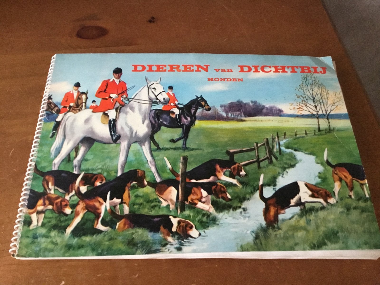 Dieren van Dichtbij - Honden (Full Speed Virginia Cigarettes, Ophalen, Gelezen, Honden