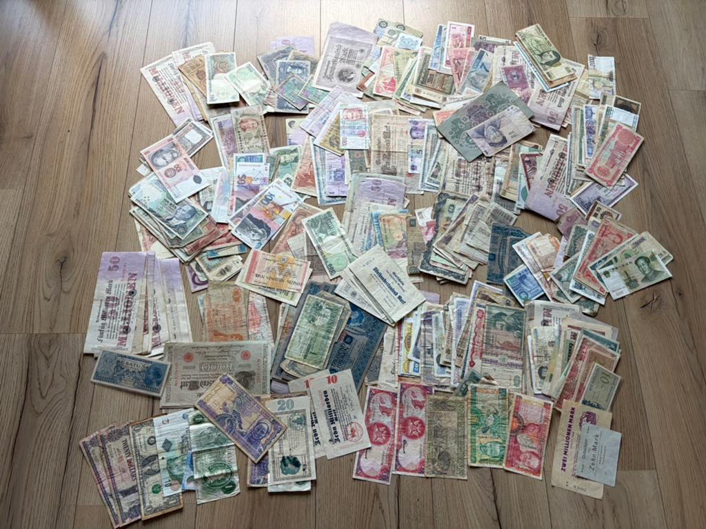 Grote partij ruim 450 bankbiljetten, Postzegels en Munten, Munten en Bankbiljetten | Verzamelingen, Ophalen of Verzenden, Buitenland