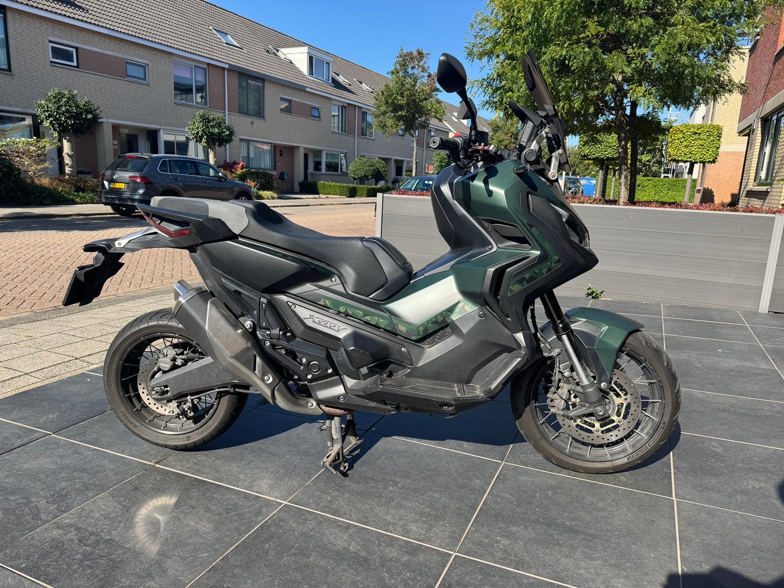 Honda X-ADV 750 camo green black on black special version, Occasion, Particulier, Automaat, ABS