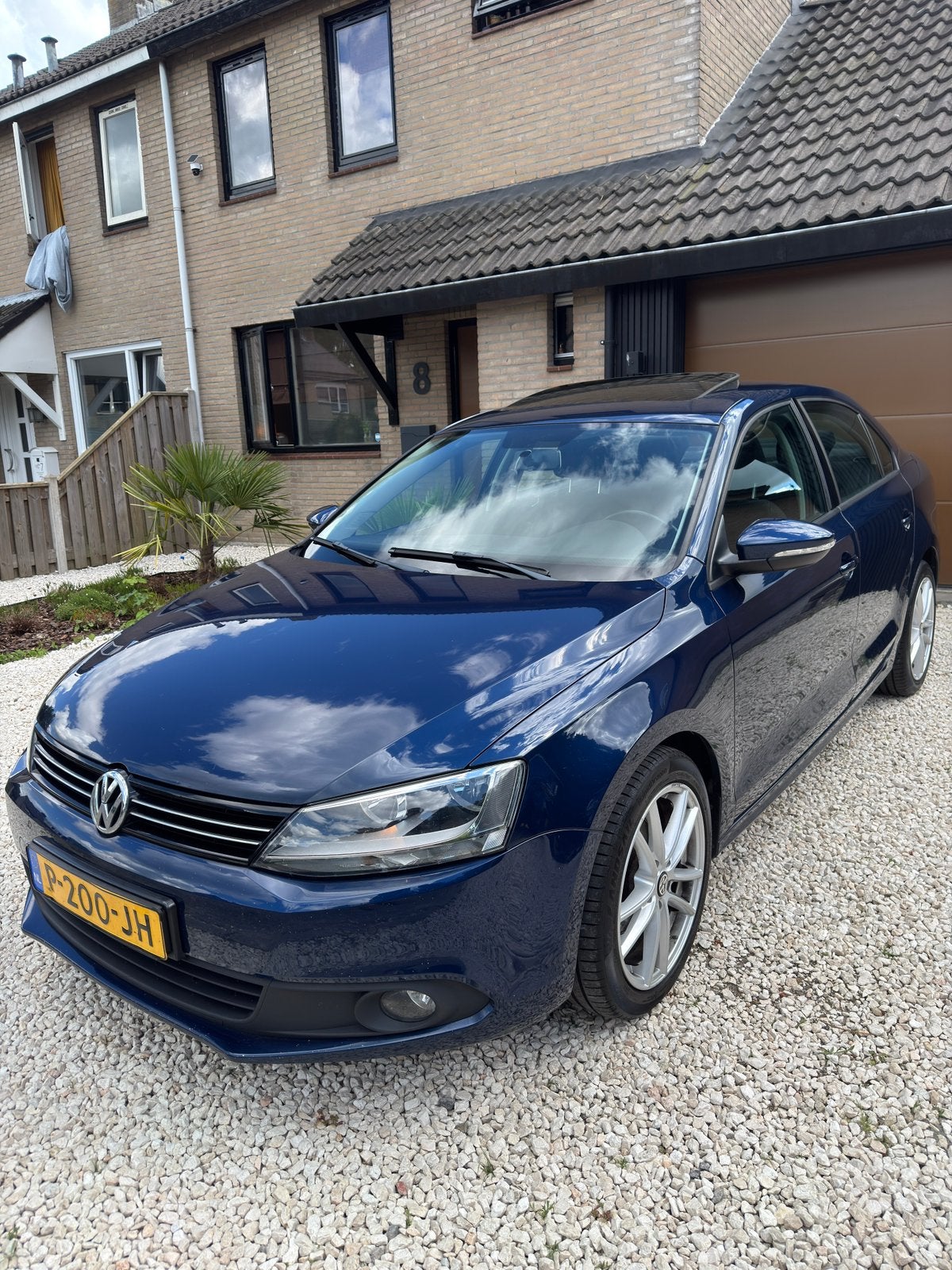Volkswagen Jetta 1.2TSI |Carplay | camera | schuifdak | APK, Voorwielaandrijving, Stof, Zwart, 4 cilinders