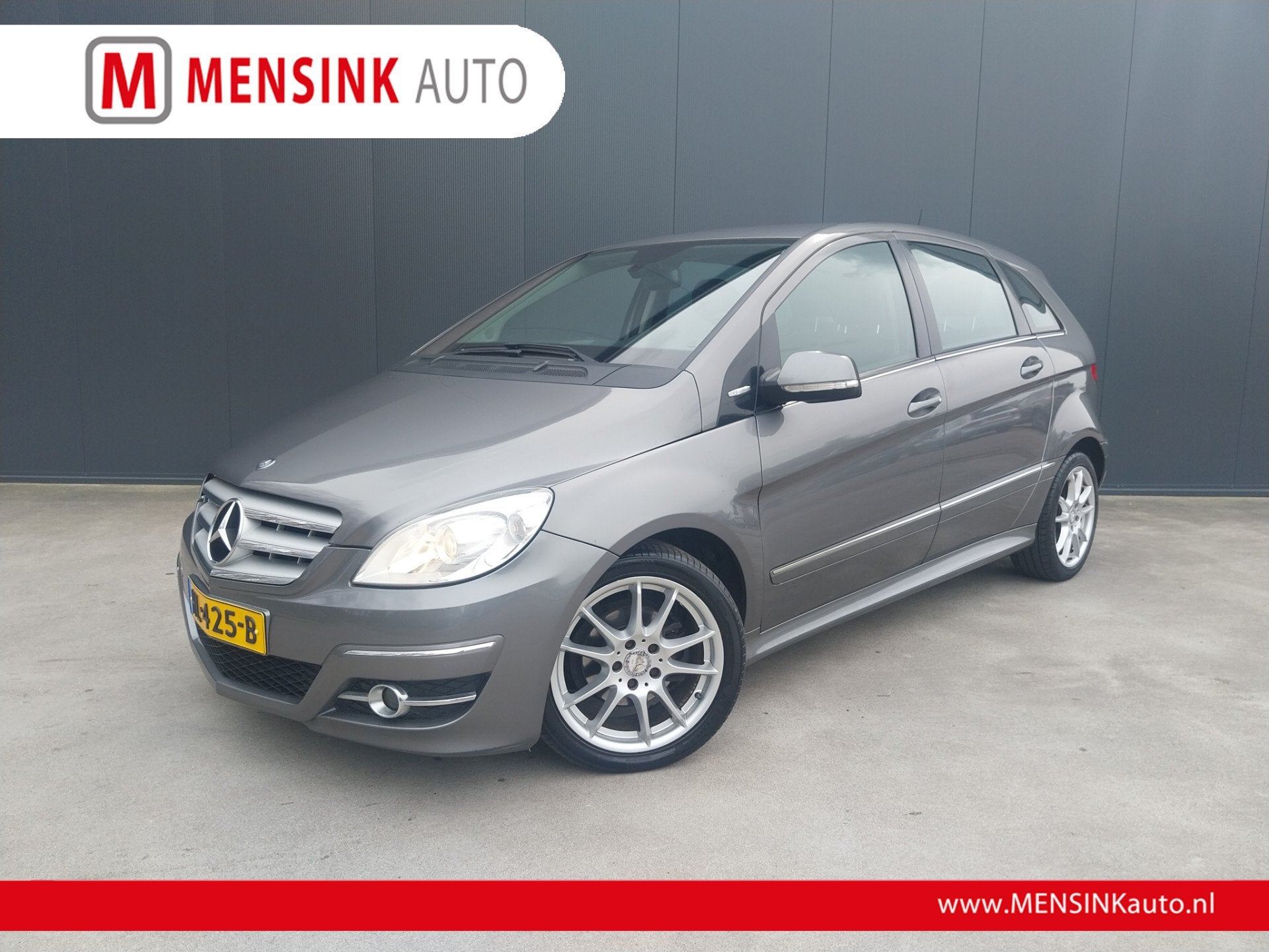 Mercedes-Benz B-Klasse 170 BlueEFFICIENCY HALF LEER AIRCO, Voorwielaandrijving, 15 km/l, 4 cilinders, 116 pk