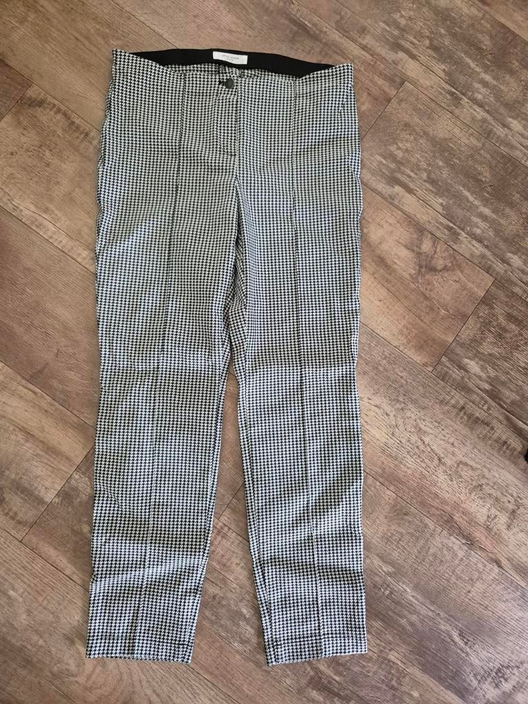 Z.g.a.n. zwart/wit geruite broek Gerry Weber maat 40R, Zwart, Maat 42/44 (L), Ophalen of Verzenden, Zo goed als nieuw