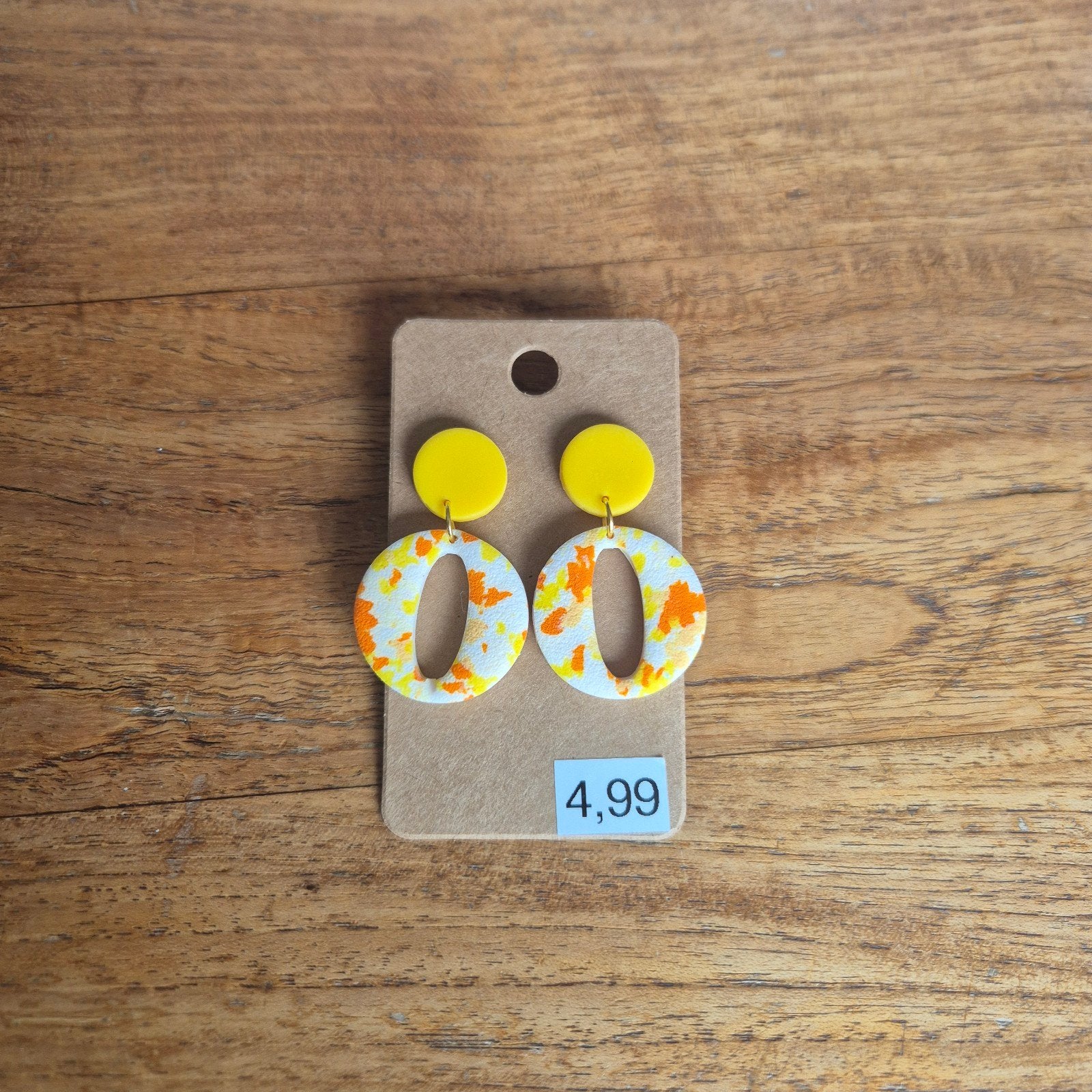 Polymeerklei oorbellen geel / oranje rond, Sieraden, Tassen en Uiterlijk, Oorbellen, Overige materialen, Geel, Nieuw, Ophalen of Verzenden