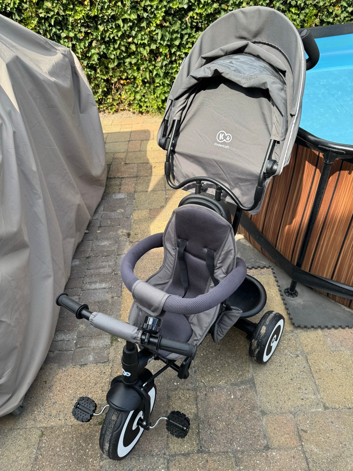 Kinderkraft driewieler met duwstang en zonnekap, Ophalen of Verzenden, Zo goed als nieuw, 16 tot 20 inch