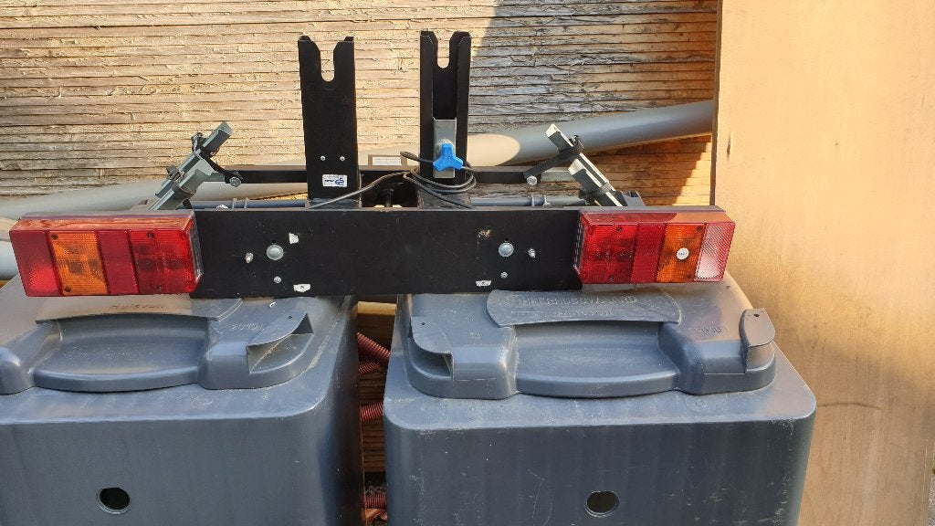 Fietsendrager model Twinnyload, Ophalen, 2 fietsen, Zo goed als nieuw, Trekhaakdrager