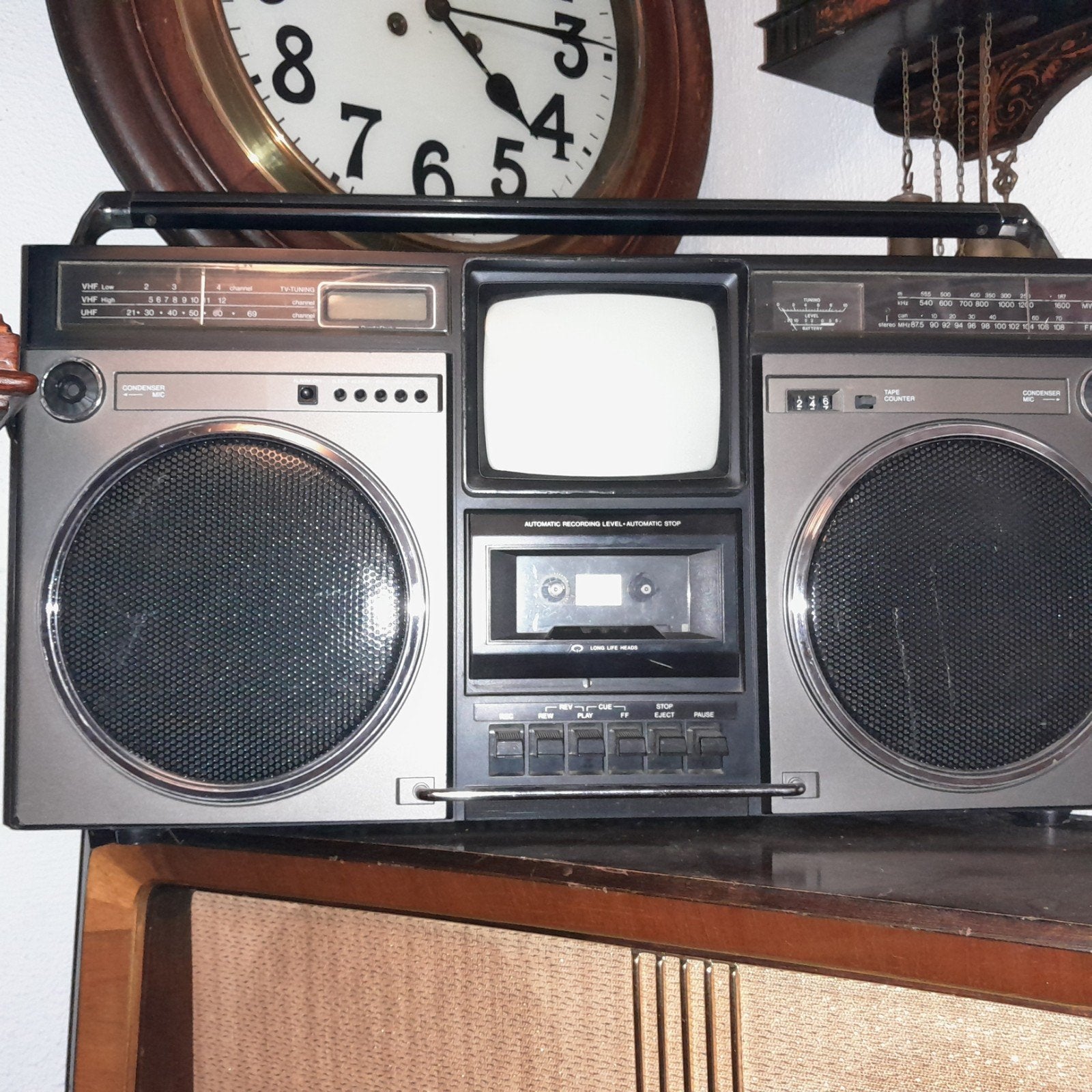 Verschilende vintage radio s goed werkend, Audio, Tv en Foto, Radio's, Ophalen