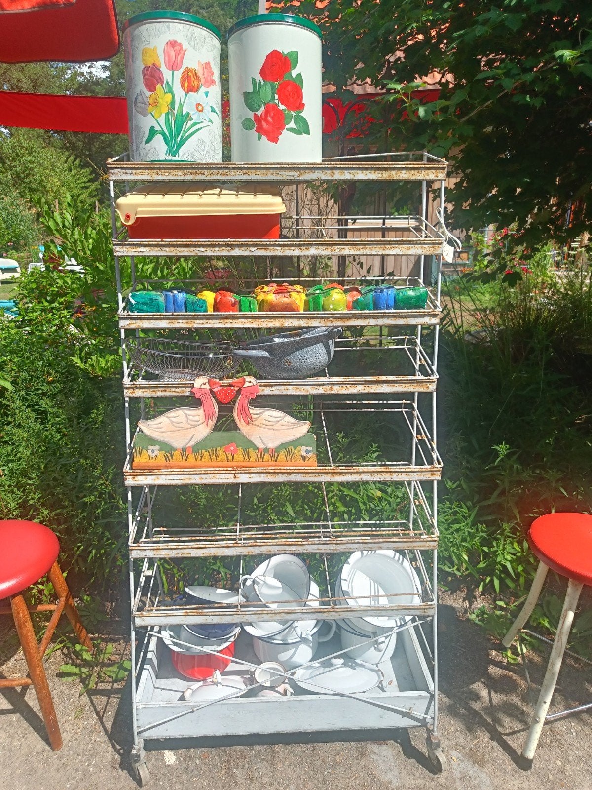 Vintage metalen bakkersrek met houten onderkant, Ophalen