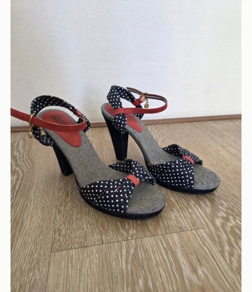 Tommy Hilfiger sandalen (maat 39), Pumps, Blauw, Ophalen of Verzenden, Zo goed als nieuw