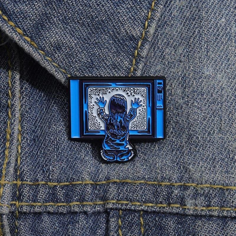 Poltergeist 1980s Horror Enamel Pin Broche, Verzenden, Nieuw, Transport