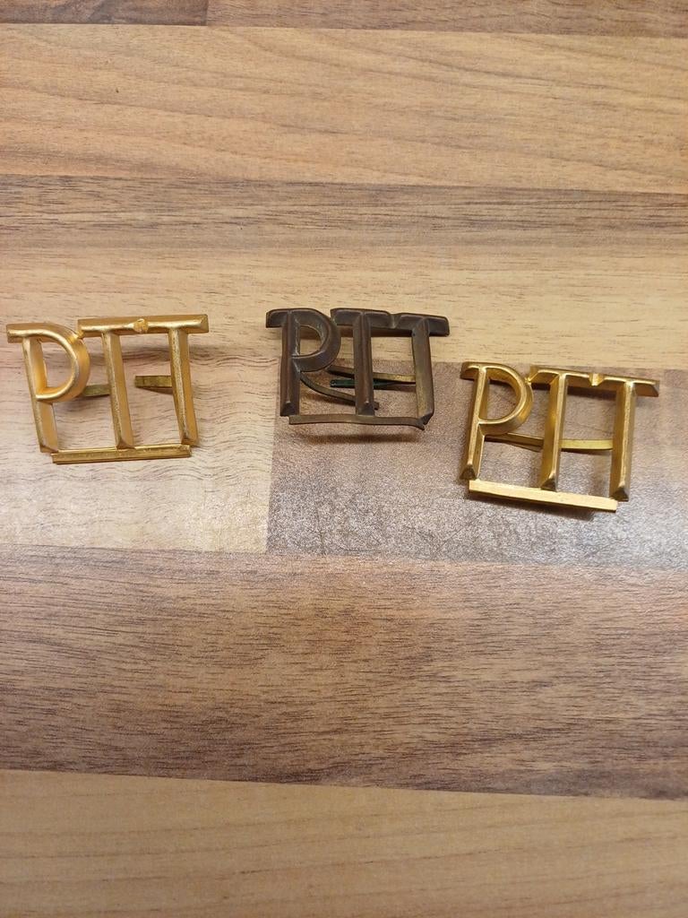 Drie antieke PTT gespen, Ophalen of Verzenden