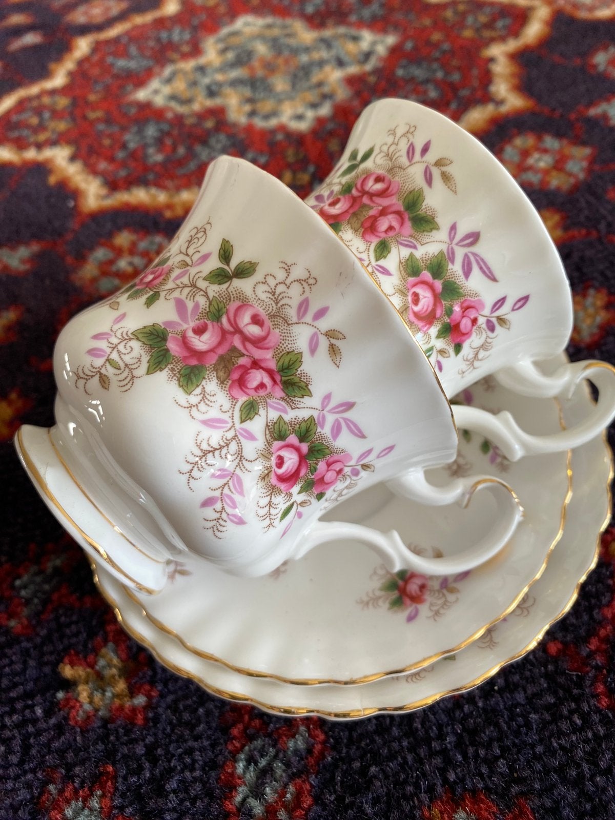 Royal Albert, Ophalen
