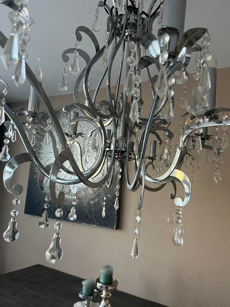 Luxe zilverkleurige kroonluchter met kristallen details, Ophalen, Zo goed als nieuw