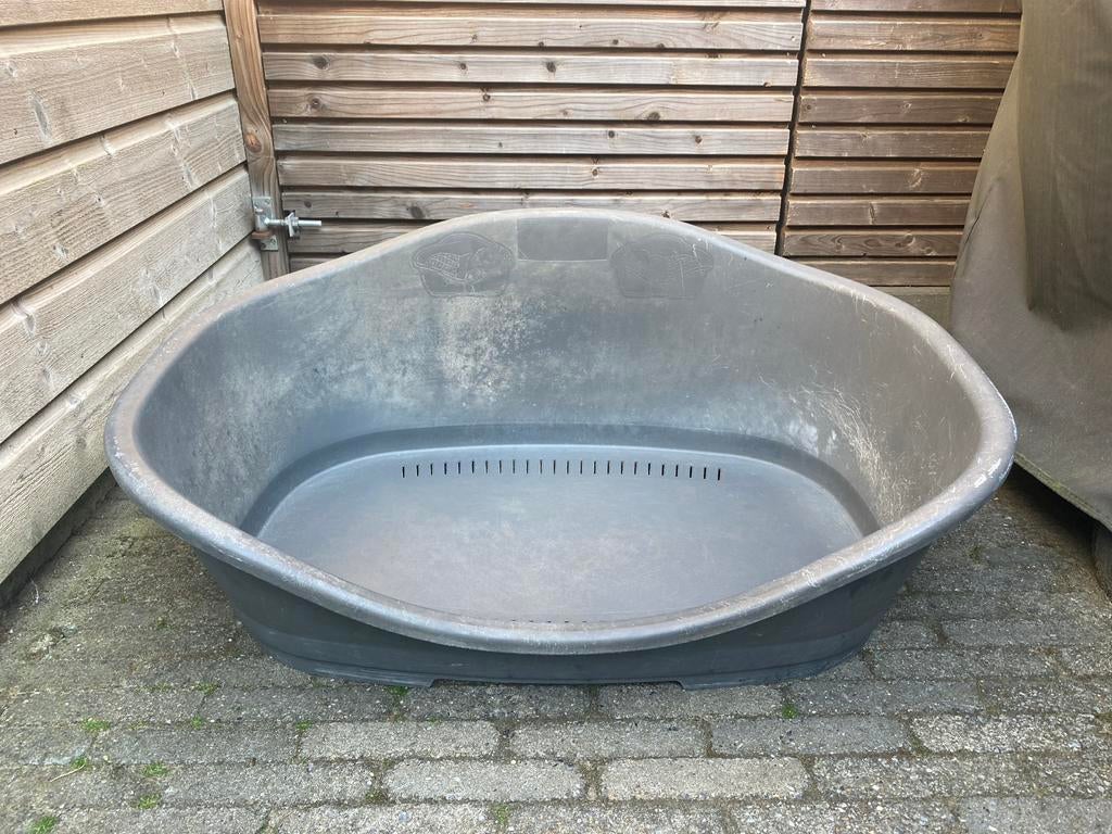 Kunststof hondenmand voor bv een Labrador, Ophalen, Gebruikt, Overige