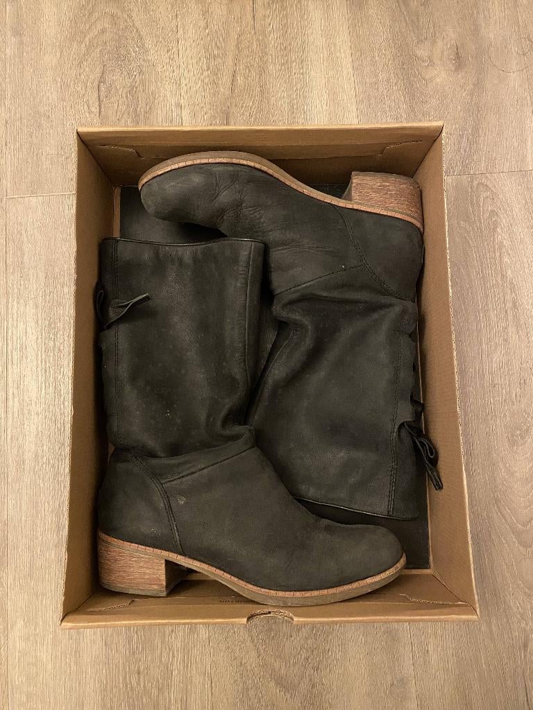 uggs black high boots with bow, Hoge laarzen, UGG, Zwart, Ophalen of Verzenden